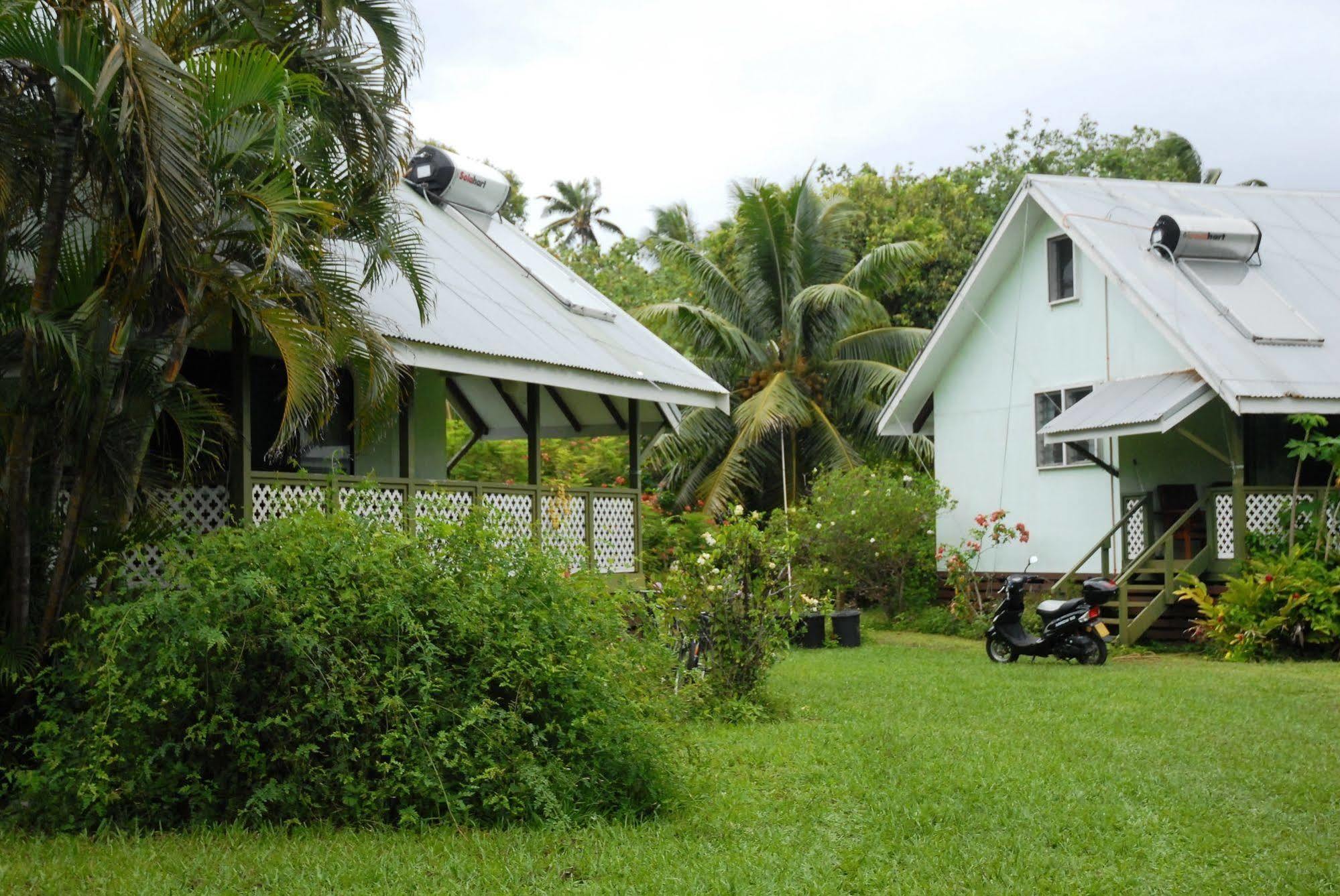Gina'S Garden Lodges Arutanga Esterno foto